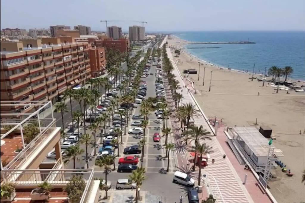 El Rinconcito Cubano En La Playa Apartment อัลเมรีอา ภายนอก รูปภาพ