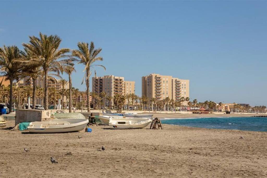 El Rinconcito Cubano En La Playa Apartment อัลเมรีอา ภายนอก รูปภาพ